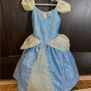 Disney parks princess dress up dresses. Cinderella and Belle. Size 6-8